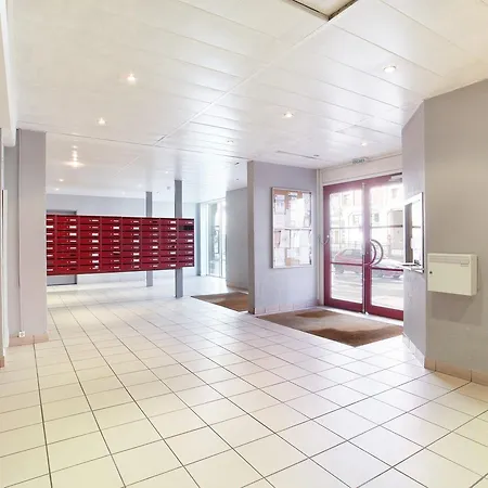 Hotel apartamentowy Neoresid - Saint Marc 3*